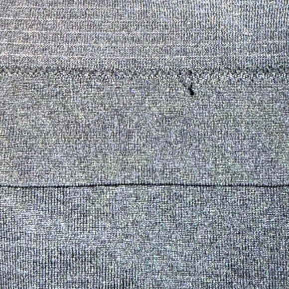 Lululemon Swiftly Tech Black short Sleeve Shirt Size 18 Hard to find!  Like new! - Picture 6 of 8